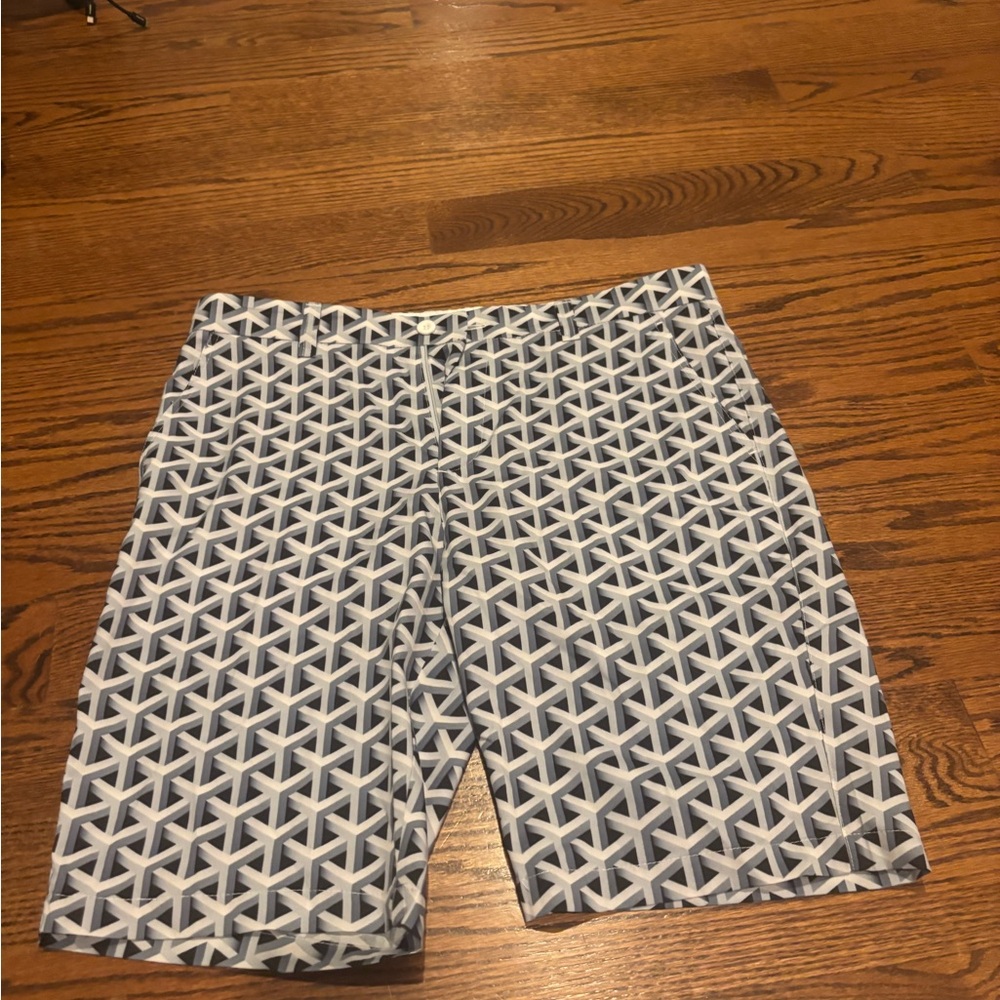 Hreski Gray Patterned Men's Golf Shorts